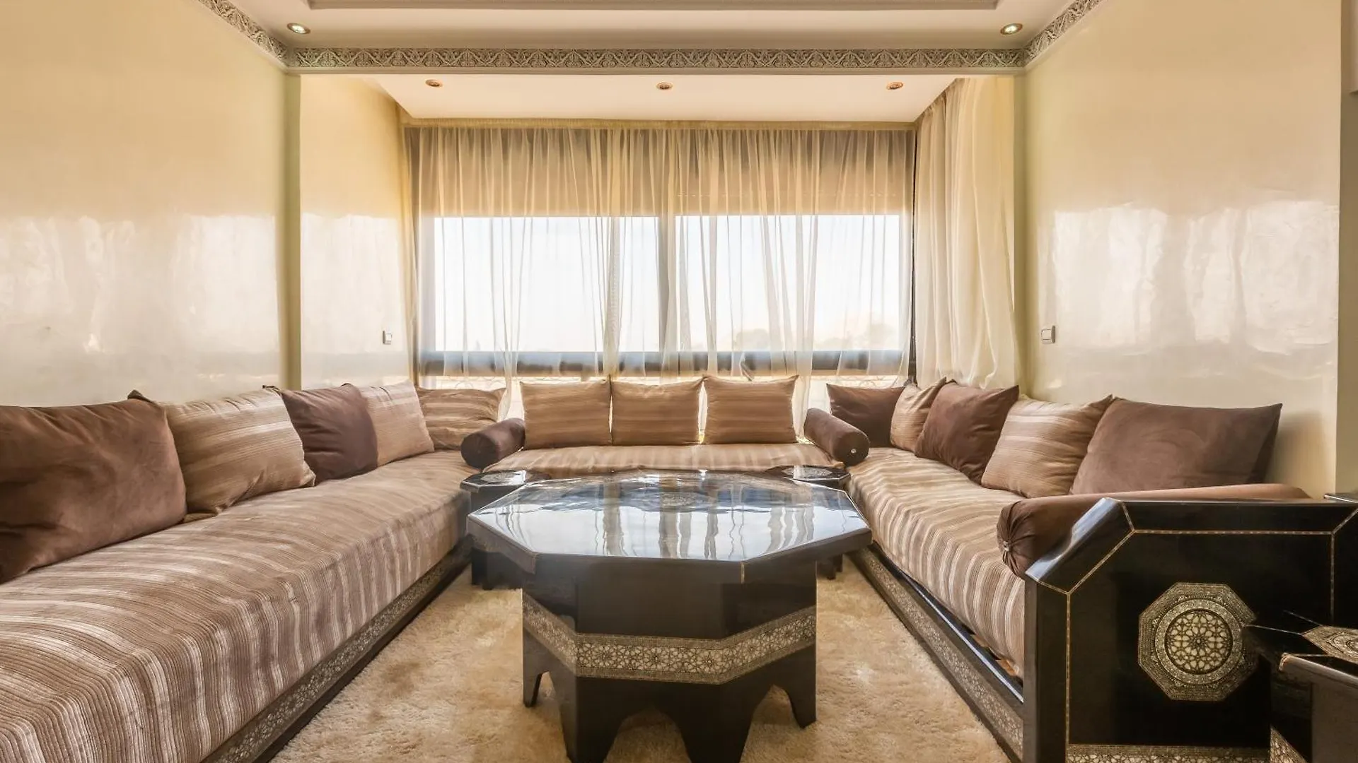 Appartement Raffine Au Centre Marrakesh Apartment